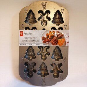 New PC Non-Stick Cast Aluminum Holiday Christmas 12 Festive 3D Mini Loaf Pan